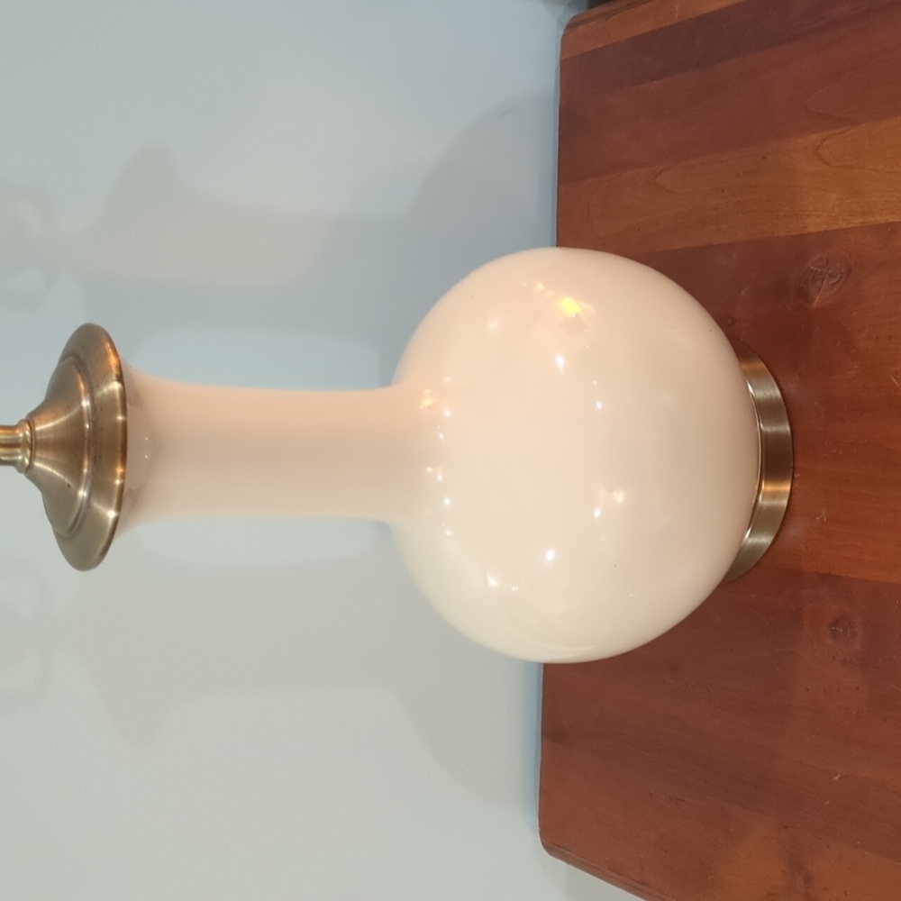 Vintage cream white Genie Bottle table lamp Brass Accent